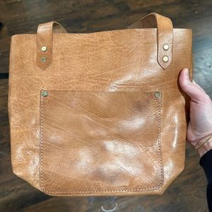 Jubilee Trading Co. Atlas Leather Tote